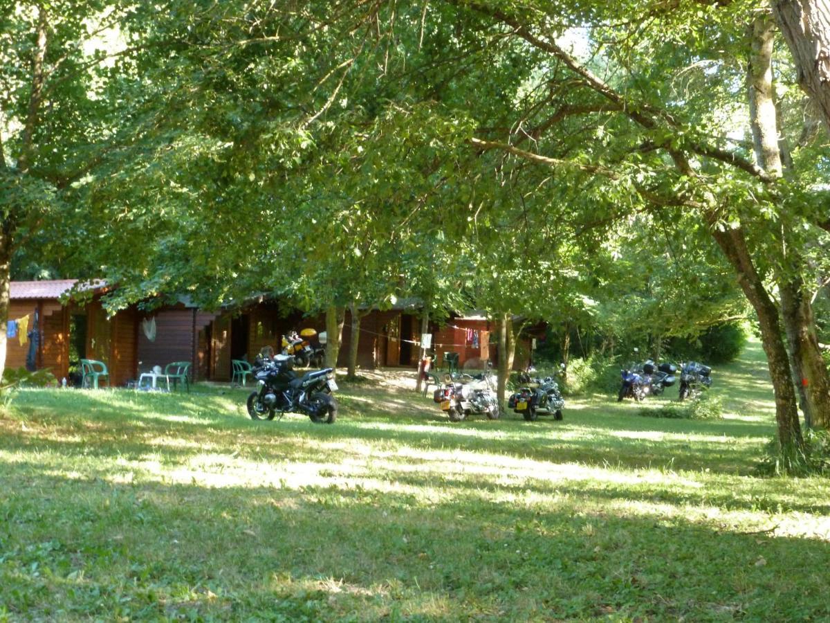 Camping La Vaugelette - Drome Montclar-sur-Gervanne Ngoại thất bức ảnh